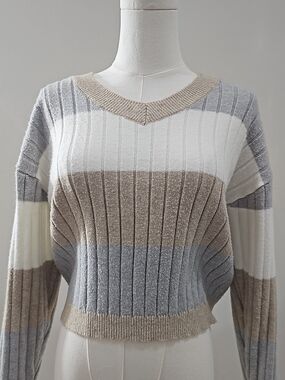 VIGOSS Colorblock Striped Ribbed Knit Sweater Beige White Gray Size M